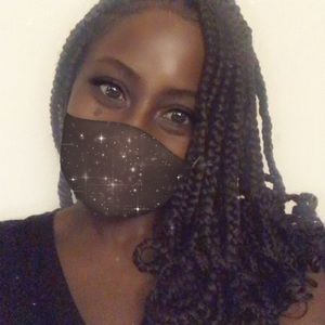 Meet your Posher, Melissa